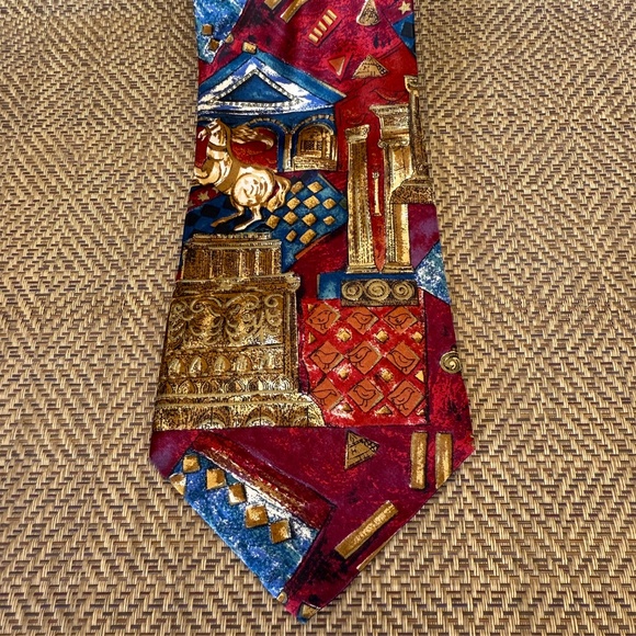 Audrey Buckner Red & Gold Romanesque Print 100% Silk Handmade in Italy Neck Tie - Picture 9 of 14